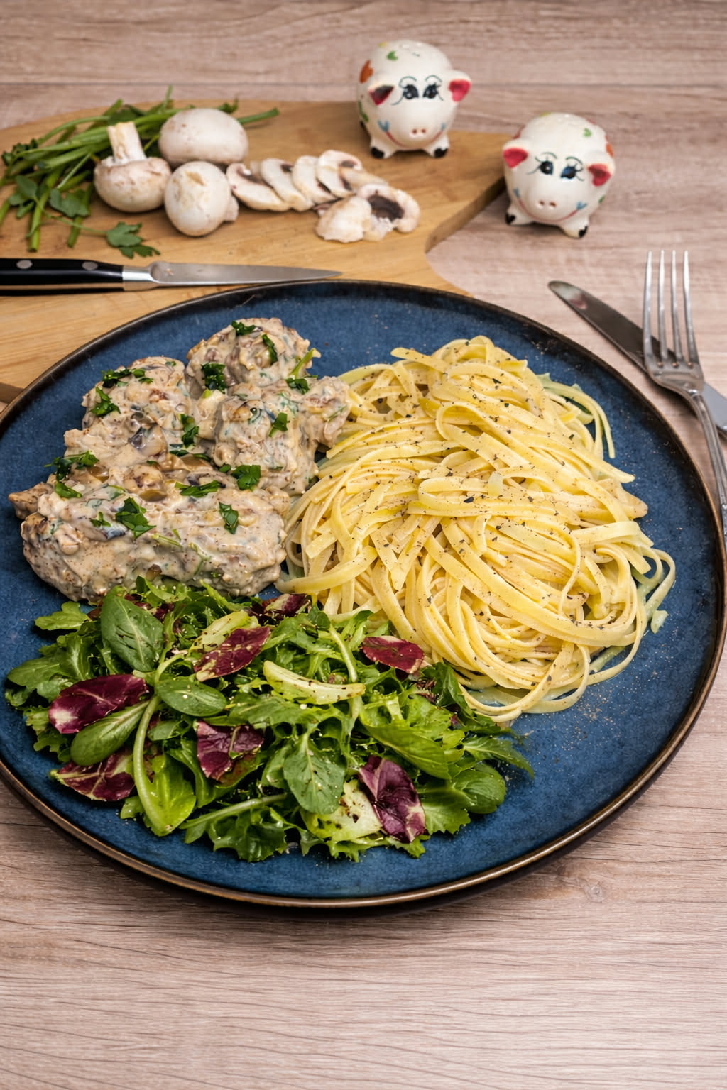 Boulettes de bœuf sauce champignons & pâtes